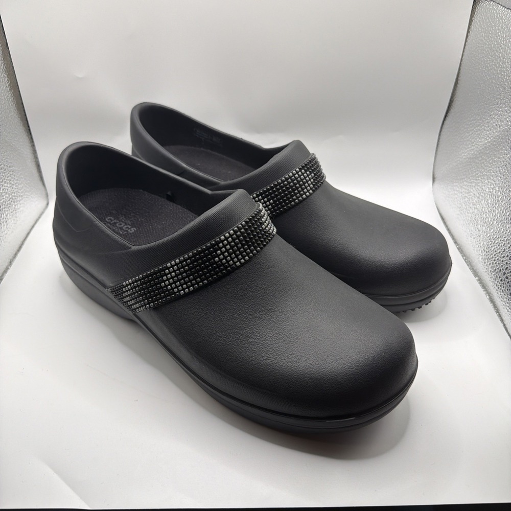 Crocs Neria Pro 2 Work Shoes Women's Black Clogs Embellished Size 11 RARE 205833